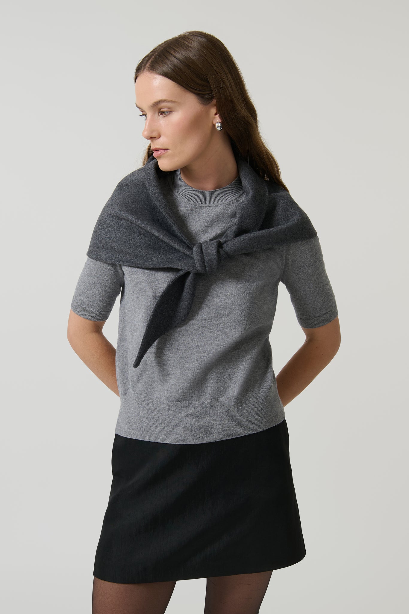 CELIA T-SHIRT - HEATHER GREY