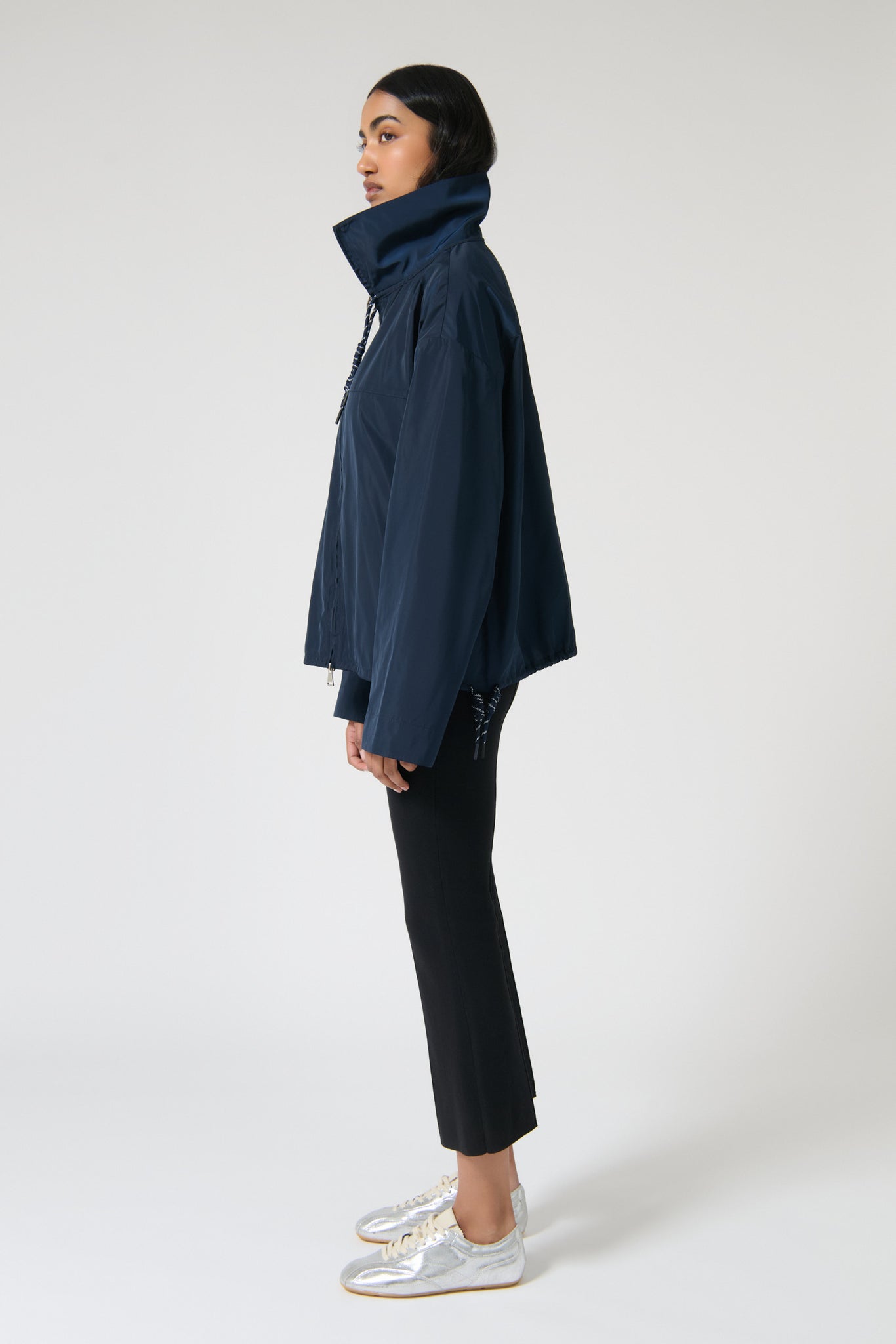 ADELA WINDBREAKER - NAVY