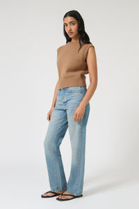 JANA TOP - HAZELNUT