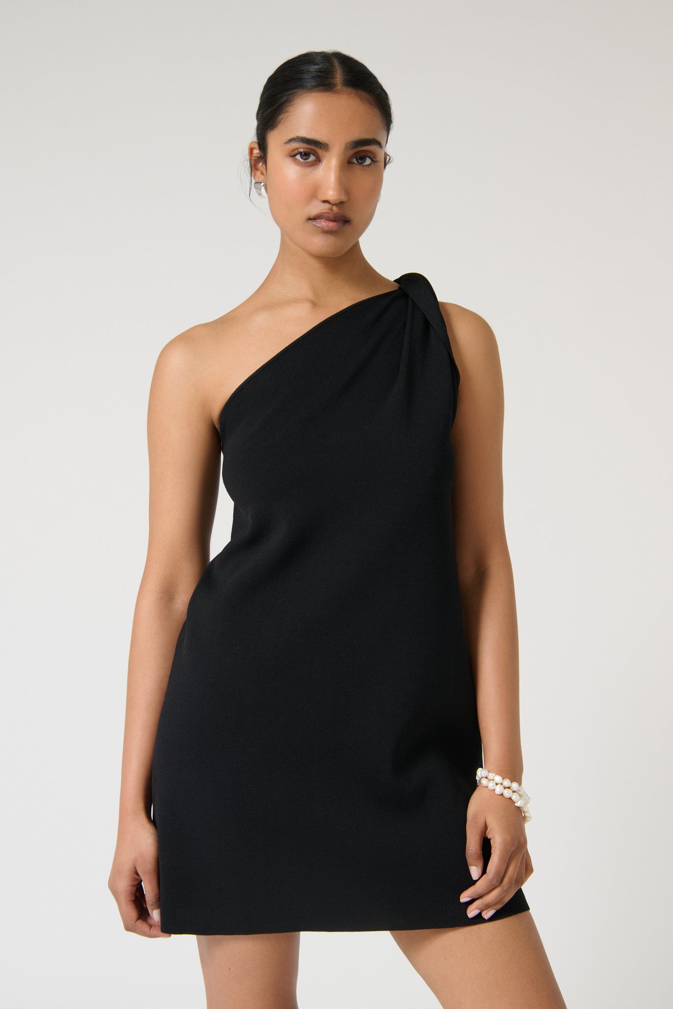 LORETA TWIST DRESS - BLACK