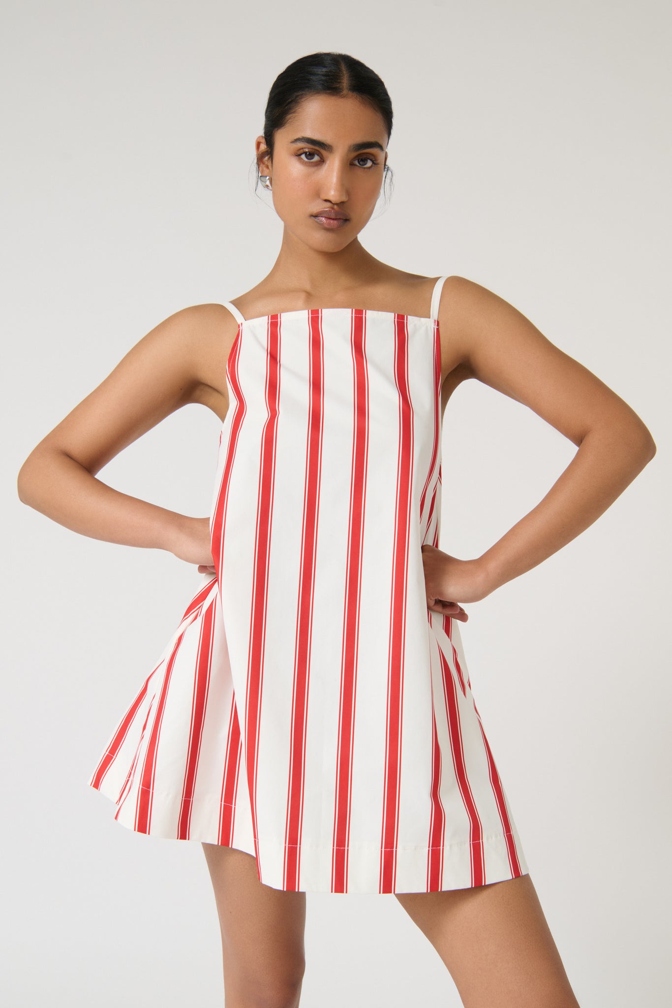 CONCHITA DRESS - RED
